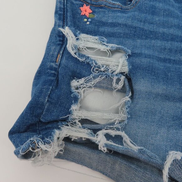 American Eagle Women 8 Midi Blue Jean Denim Shorts Embroidered Flower Distressed - Picture 3 of 12
